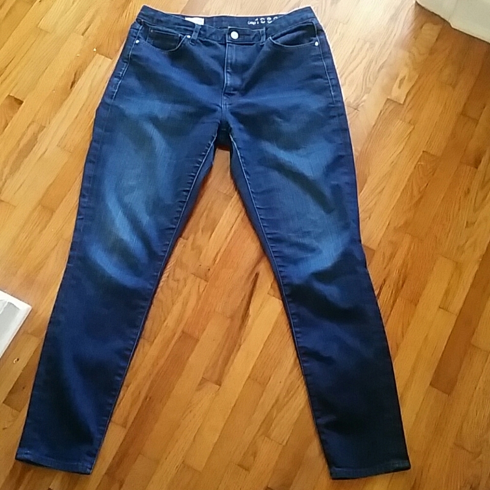 Gap High Rise Skinny jeans